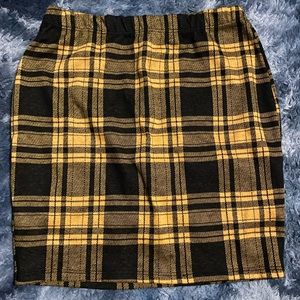 Yellow plaid 2 piece